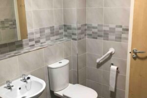 disabled-bathrooms-dublin